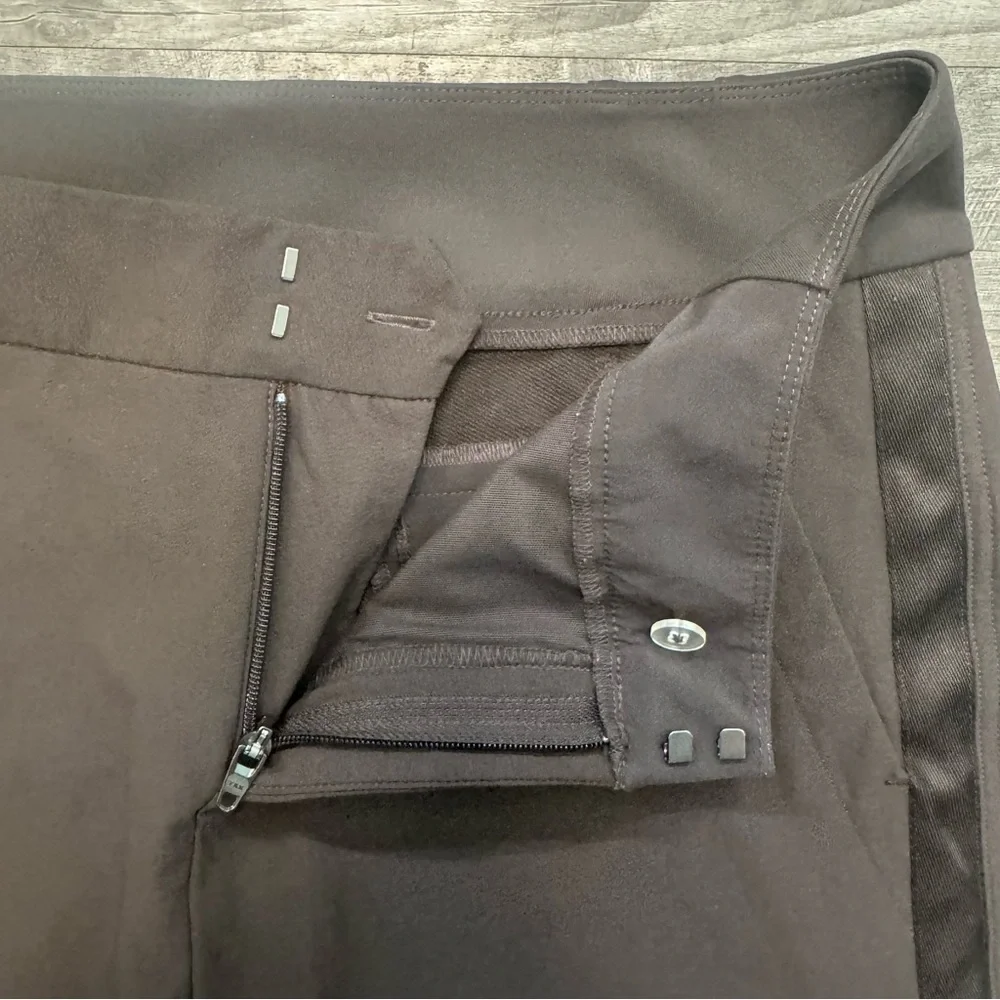 Athleta Wander Hybrid Striaght Leg Pant Walnut Brown Womens Petite Sz. 14P